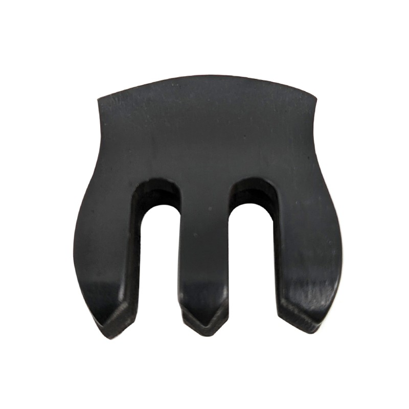 Curved mute